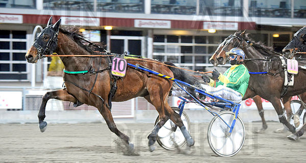 Hooper des Chasses mål 2.t605b00b6.m600.w.4salnwmark2.png.xmksfGL9c.jpg