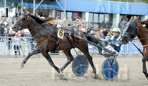 Following mål 2.t6300f5c3.m600.w.4salnwmark2.png.xD1RfJ6a_.jpg