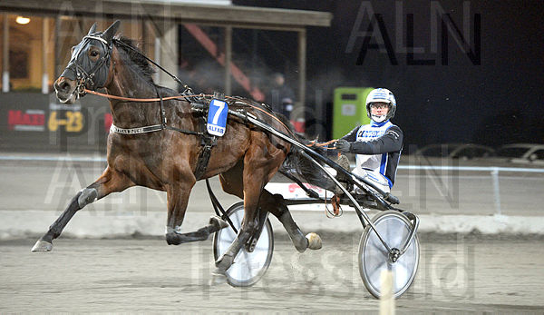 Carbonfiber mål.t6230c9fa.m600.w.4salnwmark2.png.xxmjweA3k.jpg