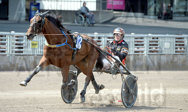 Robthebank mål.t62a31d55.m600.w.4salnwmark2.png.xCTT2tWFJ.jpg