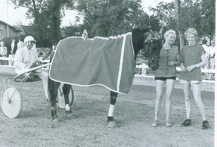 Anmiek Harvester en Mees.jpg