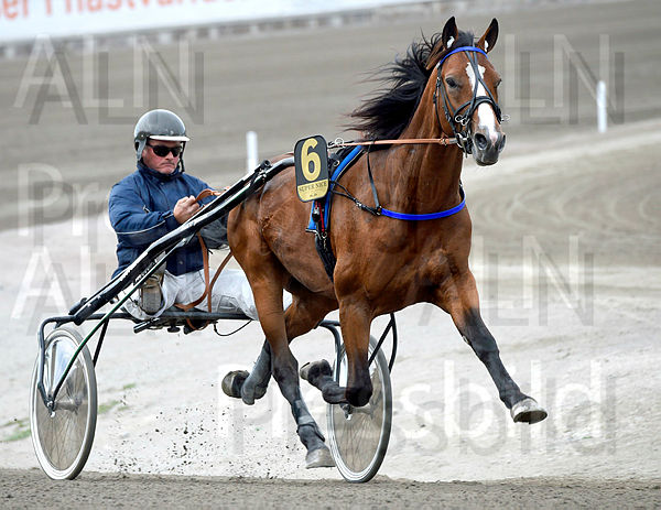 Super Nice, Sten O Jansson .t57e921cb.m600.w.4salnwmark2.png.xNnPfQoqn.jpg