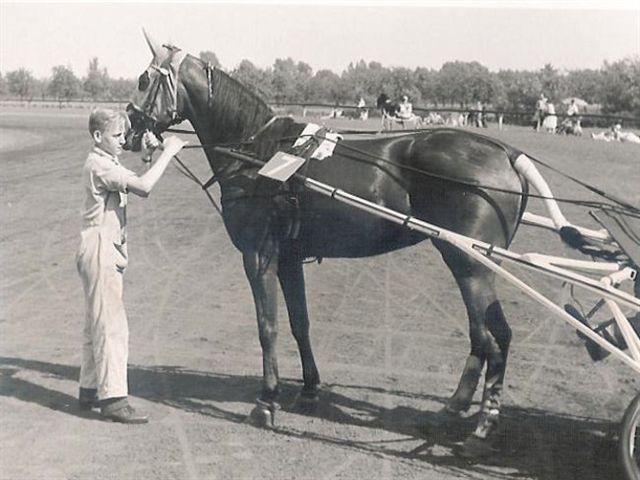 X Mieke Hollandia 5-7-59.jpg