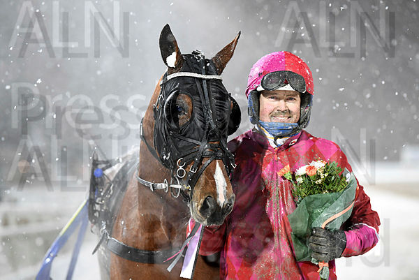 Lincoln Abe Boko pris 5 (2).t63d9f55f.m600.w.4salnwmark2.png.xJ0g0wcn8.jpg