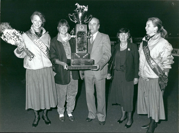 Piet de Wit Gold Cup 87 b.jpg