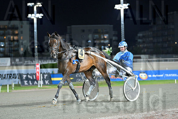 Polemaetus def 1.t633e6e21.m600.w.4salnwmark2.png.xNm0j4YF4 (1).jpg