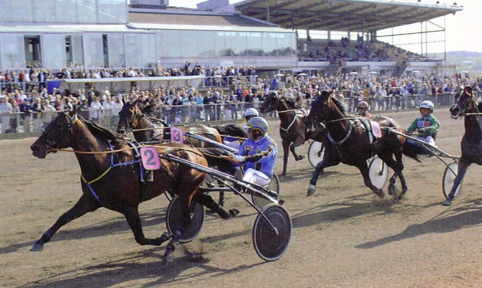Russel November Kung Gustav Pokal 07a (1).jpg