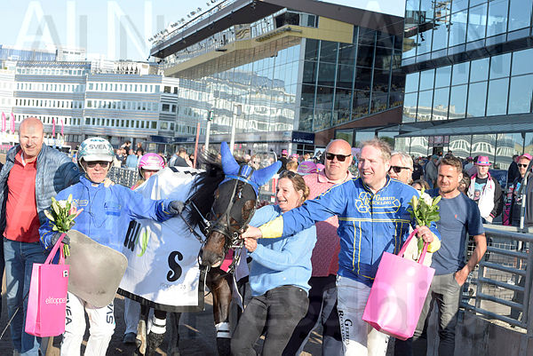 Milan Boko pris.t64724701.m600.w.4salnwmark2.png.xG_J_oR-S.jpg