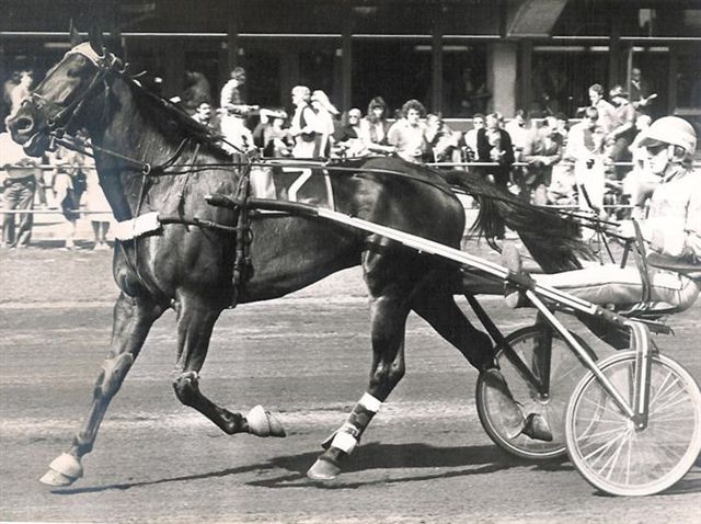 Opal Yell 7-9-1980 (1).jpg