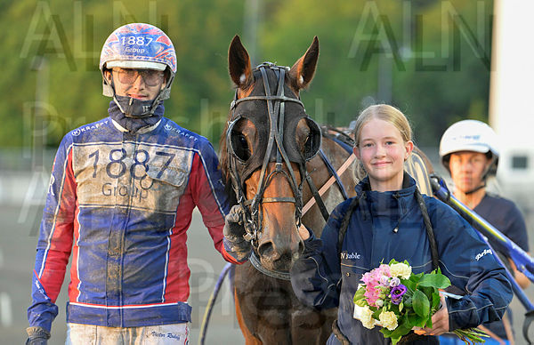 Nancy Hanks Boko pris.t64cbec56.m600.w.4salnwmark2.png.xEiL8lgnh.jpg