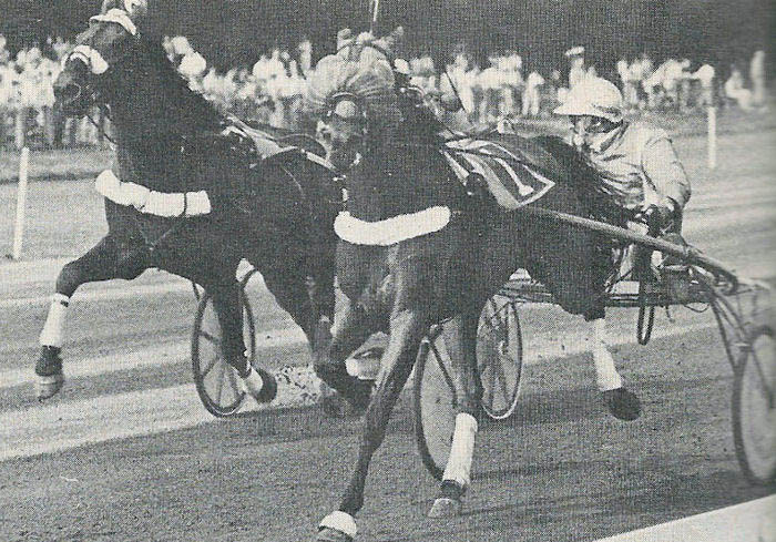 Leo Englebert-prijs 1e Unie Loe  2e Uranis ter lune 1983.jpg