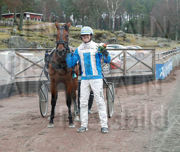 Odette Valery pris (2).t6549f452.m600.w.4salnwmark2.png.xBsgeZUc3.jpg