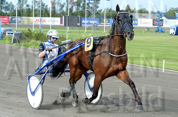 Jack J.E. heat 2.t63030b8e.m600.w.4salnwmark2.png.xMP3Bxpnf.jpg