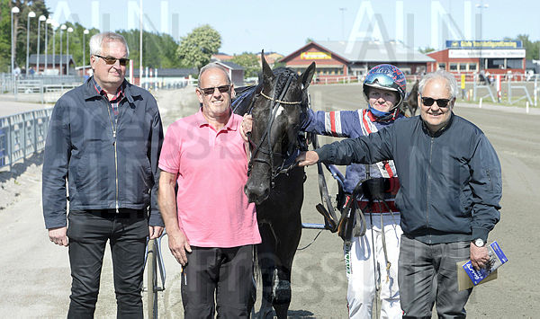 Ajlexes Hans pris.t64808baa.m600.w.4salnwmark2.png.x8h0sVLxi.jpg