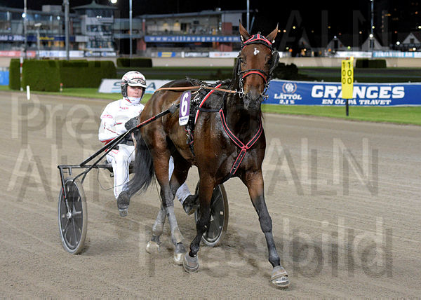 Nikita R. def (2).t67193dbe.m600.w.4salnwmark2.png.xhGOT-t2G.jpg