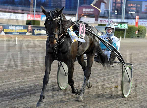 Laferrari Dimanche def.t623f478d.m600.w.4salnwmark2.png.x8kD15xHa.jpg