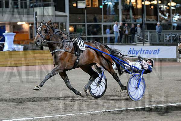 La Crosta mål.t66fed191.m600.w.4salnwmark2.png.x6HEUDRA8.jpg