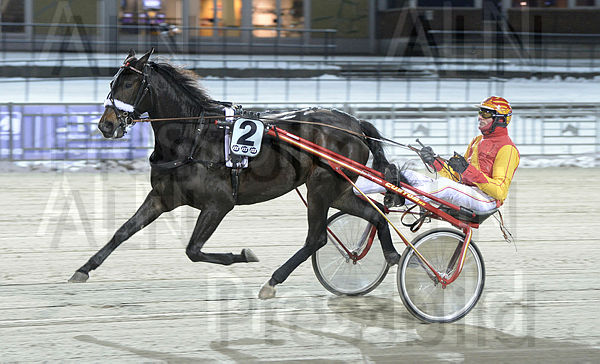 Fana Vendil heat.t655cf912.m600.w.4salnwmark2.png.xUom0pXo0.jpg