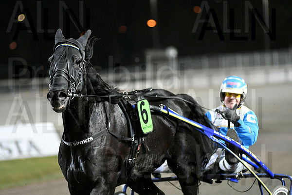 Bransbys Juke Box def.t6037ff22.m600.w.4salnwmark2.png.xy6YgNPUk.jpg