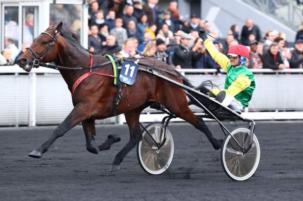 MD_00162696-071-scoopdyga_DAVIDSON_DU_PONT (1).jpg