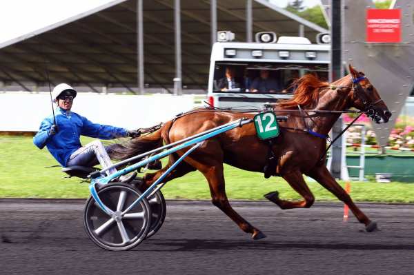 MD_00123255-057-scoopdyga_CARAT_WILLIAMS (1).jpg