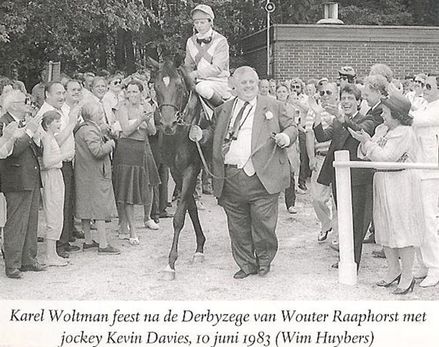 Wouter Raaphorst Derby hulde.jpg