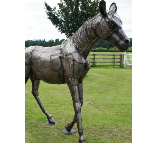 _brigadier_gerard_horse_sculpture.jpg