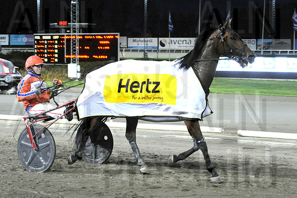 Heart Of Steel def.t5bd48c96.m600.w.4salnwmark2.png.xeBGiGxYJ.jpg