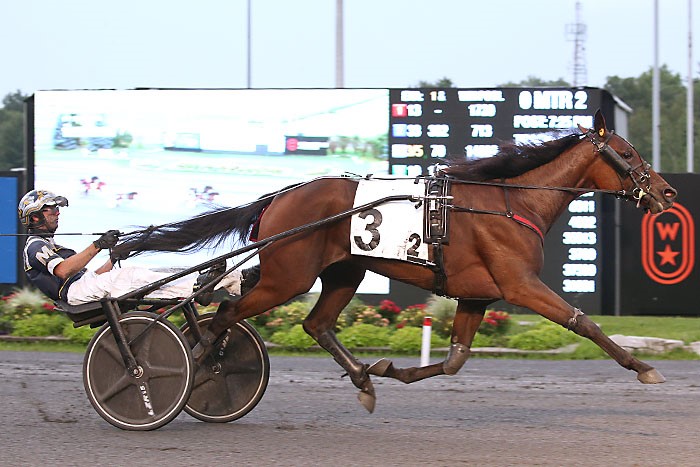 02-DELILAH-HANOVER-RC111-1.jpeg