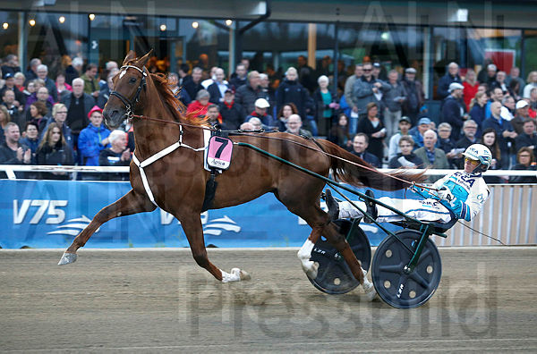 Nimbus C.D. heat 1.t5904cc29.m600.w.4salnwmark2.png.xXo7rCC4Q.jpg