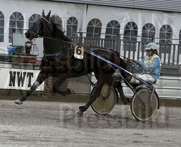 Dream Of Moneyd E heat.t5fbd2fd3.m600.w.4salnwmark2.png.x3LX9vt07.jpg