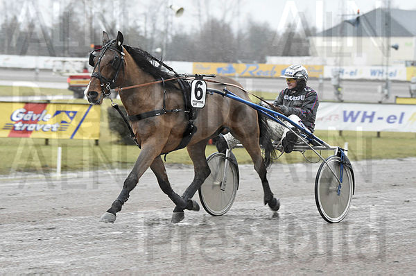 Hankypanky Redbank def (2).t5fec73e7.m600.w.4salnwmark2.png.x0ZcQIiOc.jpg