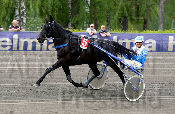 Princess Ellen heat 1.t60d06b73.m600.w.4salnwmark2.png.xztjMMXL-.jpg