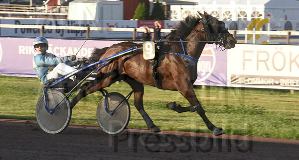 Isan mål.t60e34142.m600.w.4salnwmark2.png.xXj3pSM8Q.jpg